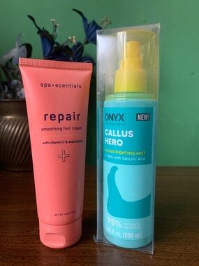 It’s bundle time! NWOT 2pc Foot-care Set